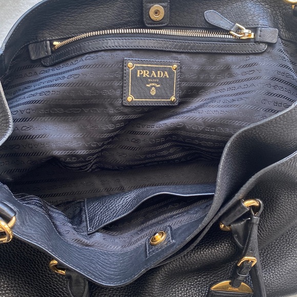 Prada Convertible Open Tote Vitello Daino Medium Black - Picture 5 of 8